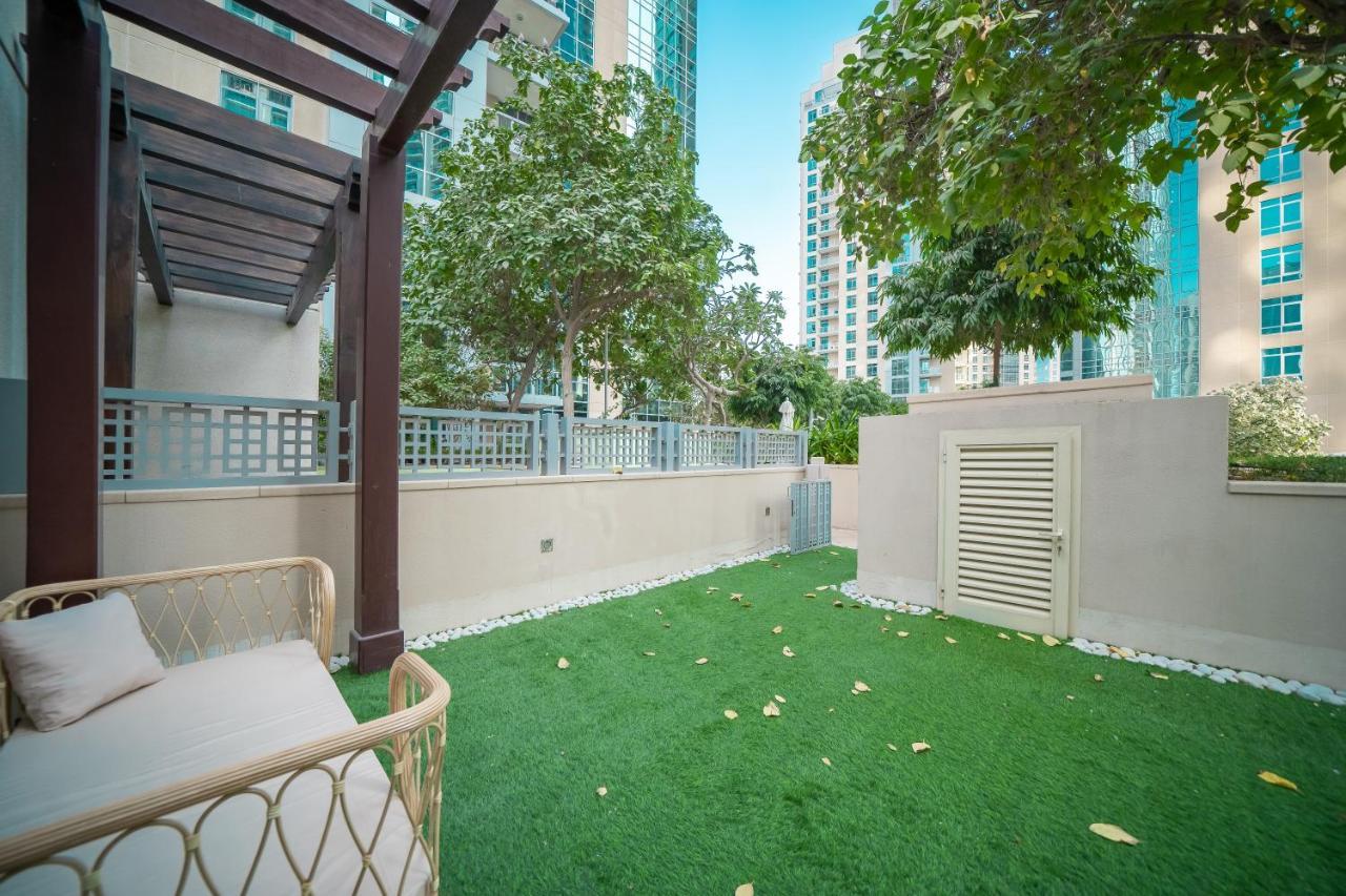 Bellavista - Villa Luxe Resort - 1Br - Burj Residences - Direct Access Dubai Fountain And Mall Exterior foto