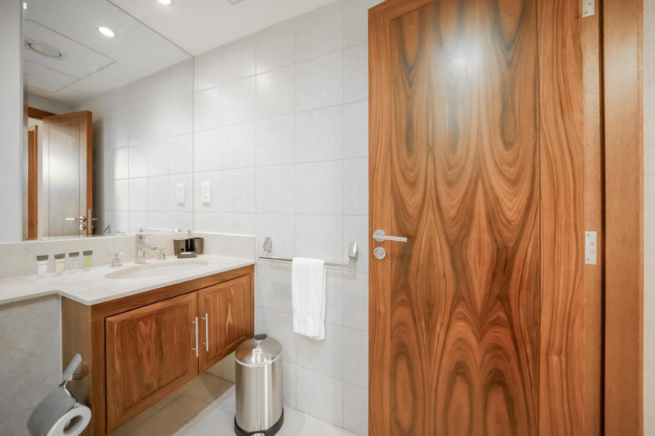 Bellavista - Villa Luxe Resort - 1Br - Burj Residences - Direct Access Dubai Fountain And Mall Exterior foto